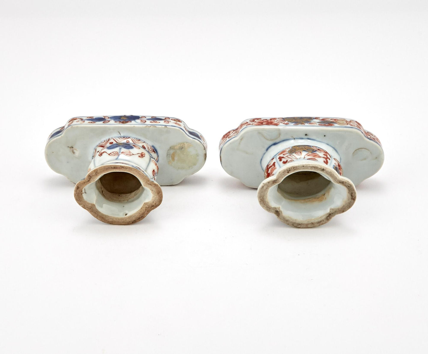 RARE: Pair of Chinese Imari Kangxi Covered Spice Boxes