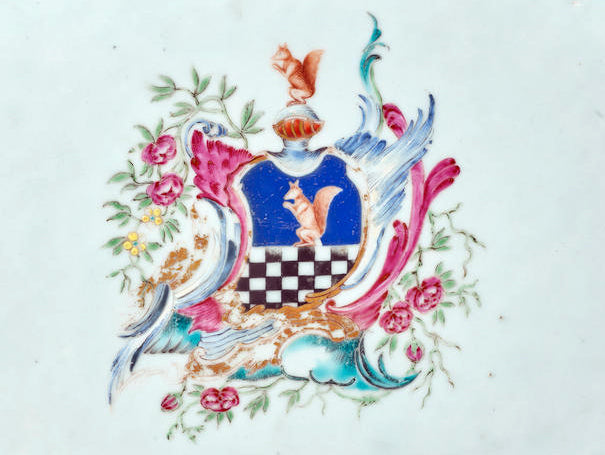 FAMILLE ROSE ARMORIAL OVAL CHARGER Chinese Export Qianlong period, circa 1750