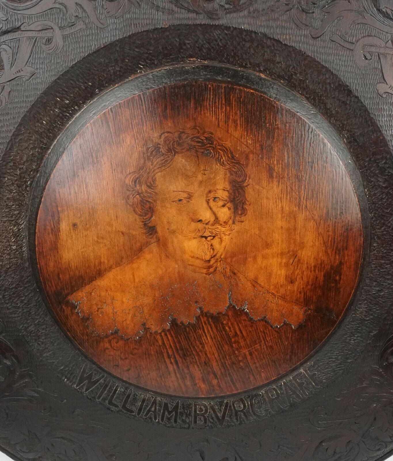 18th Century Wood Carved Portrait Of Noble William Burgraff English / German / Belgium over 3 Feet in Diameter