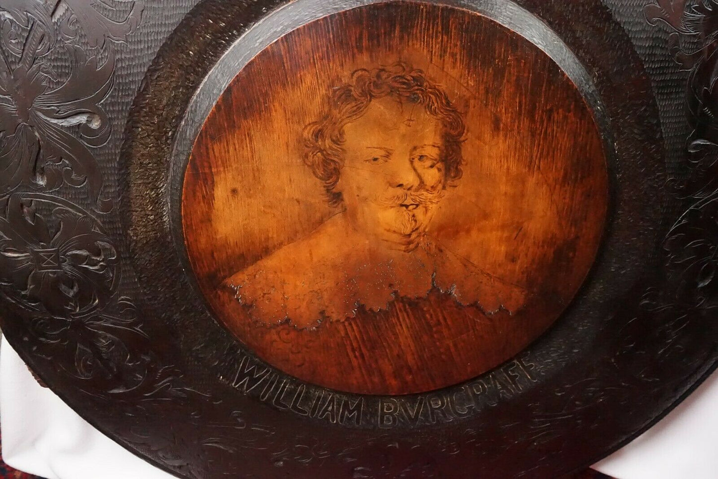 18th Century Wood Carved Portrait Of Noble William Burgraff English / German / Belgium over 3 Feet in Diameter
