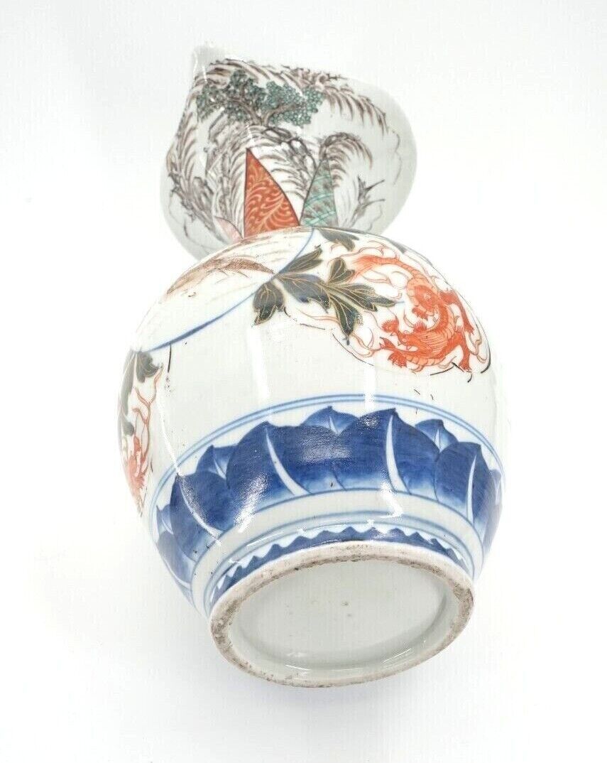Japanese Edo Imari 18th Century Circa 1700 Pitcher Jug 13 Inches in Height