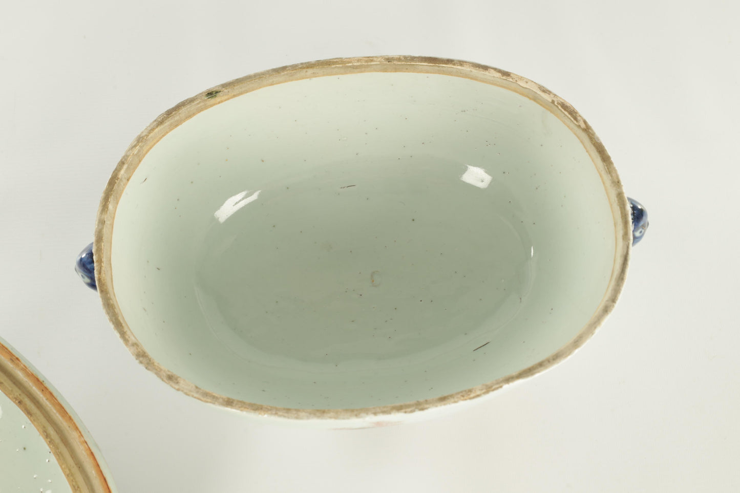 18TH CENTURY CHINESE IMARI PORCELAIN TUREEN YONGZHENG/QIANLONG PERIOD