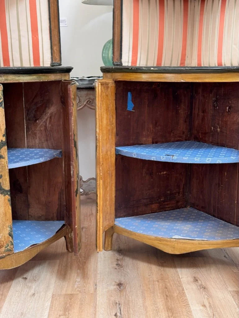 PAIR OF 18TH C. VENETIAN ROCOCO CORNER CUPBOARDS